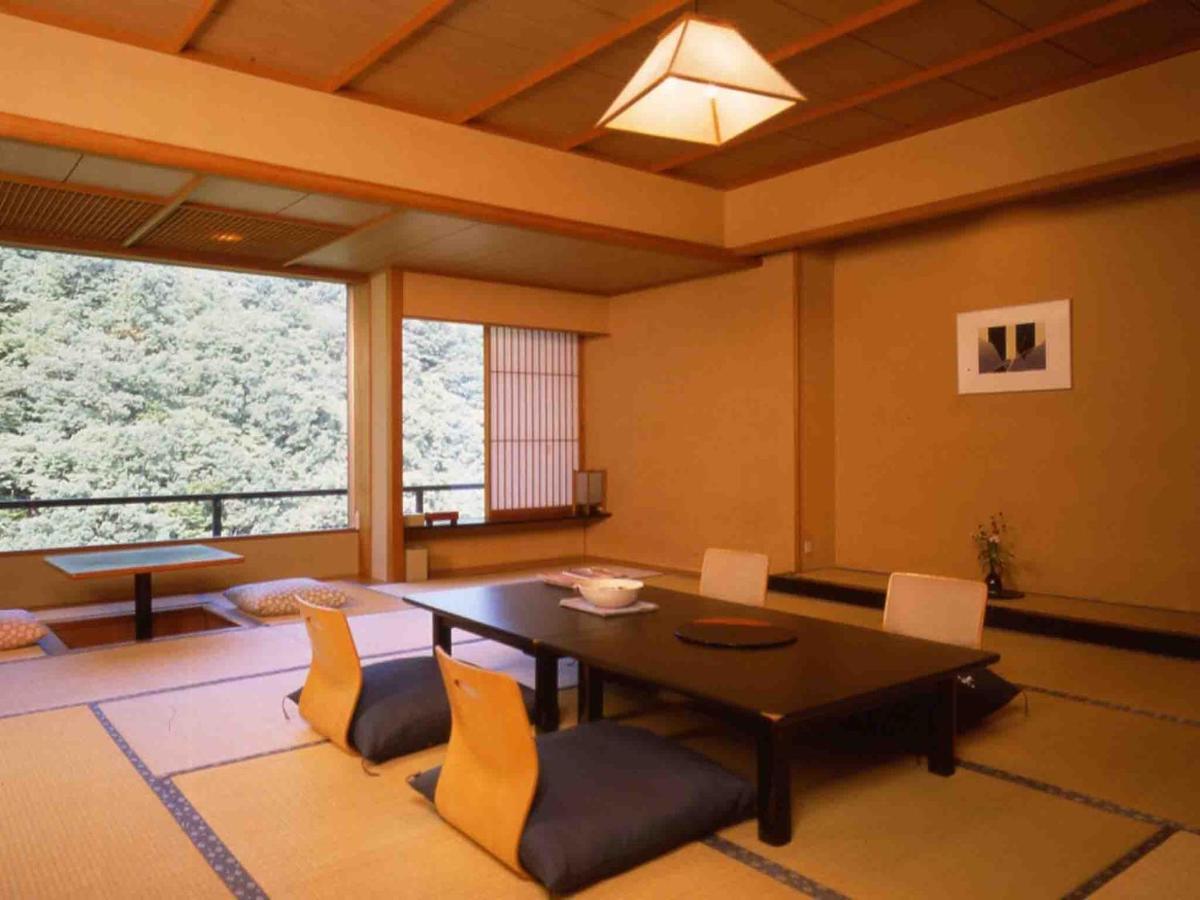Hotel Ookawaso Aizuwakamatsu Habitación foto
